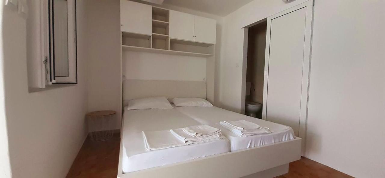 Rooms By The Sea Sladjenovici, Dubrovnik - 2161 Slano Exteriör bild